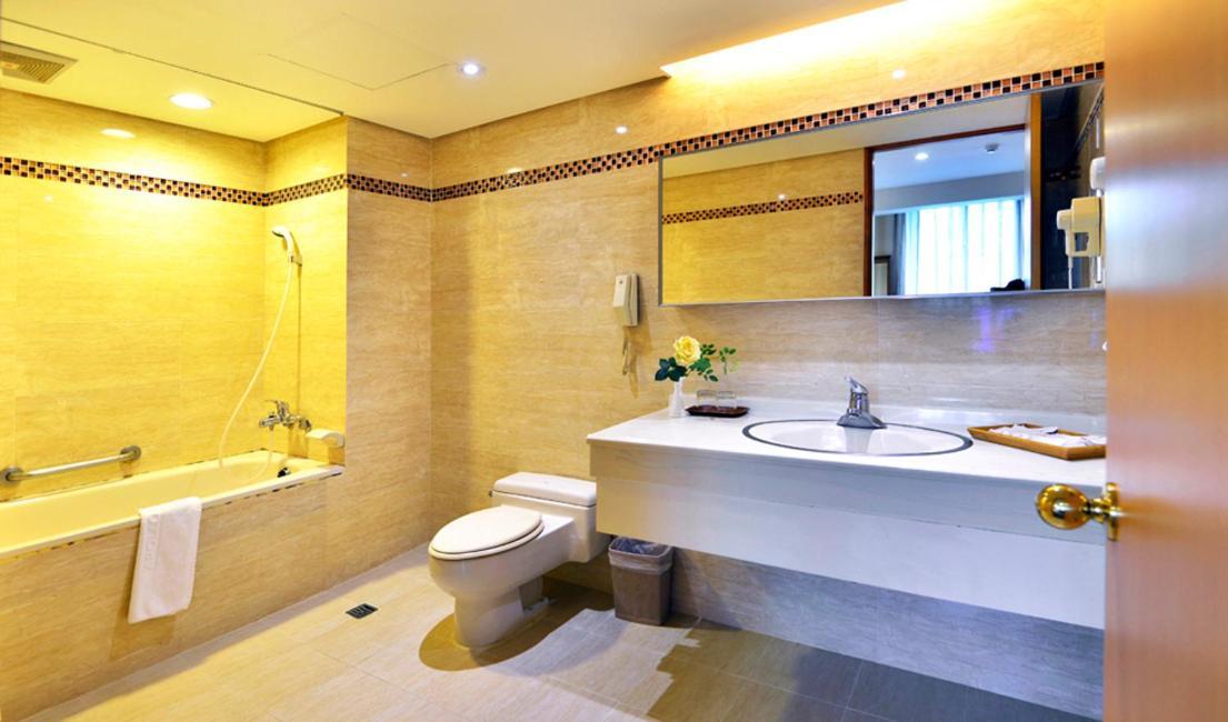 Apollo Hotel Пули Екстериор снимка
