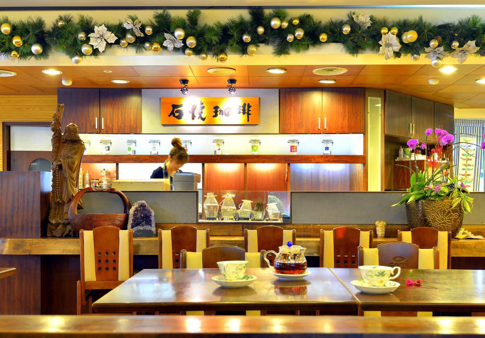 Apollo Hotel Пули Екстериор снимка